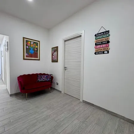 Costabella Konukevi 4*