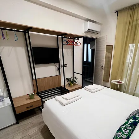 Costabella Pensión 4*